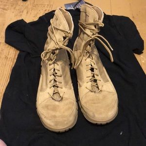 OAKLEY MENS SIZE 8.5 COMBAT BOOTS